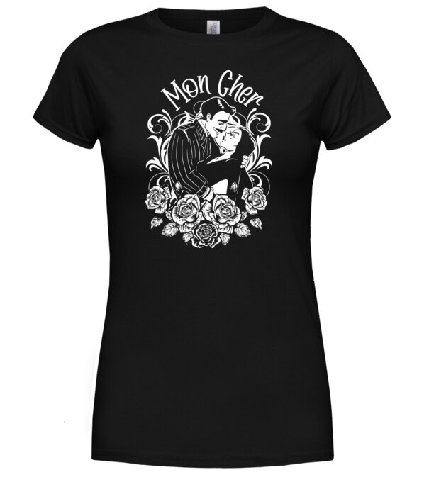  model  pe tricou