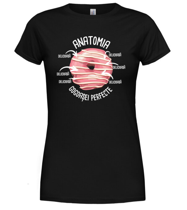  model  pe tricou