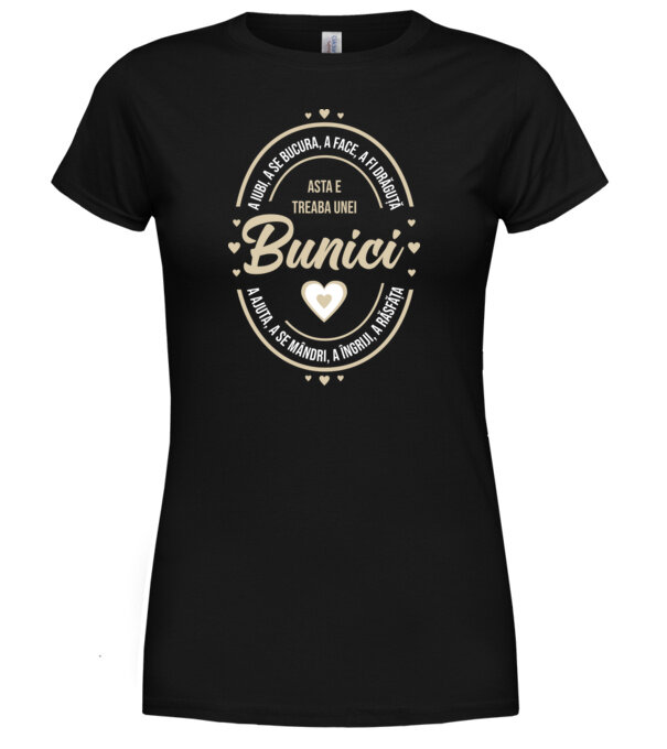  model  pe tricou