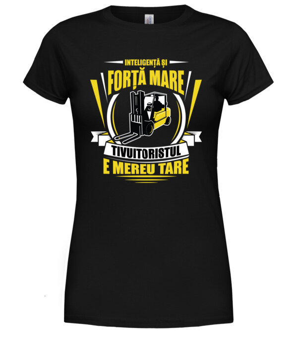  model  pe tricou