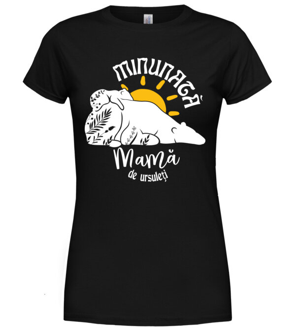  model  pe tricou