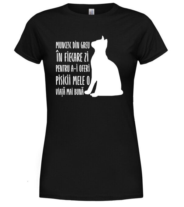  model  pe tricou