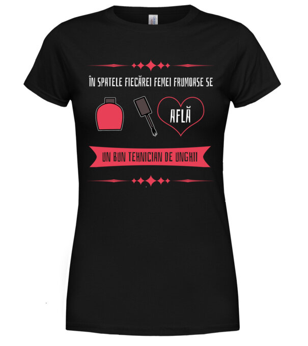  model  pe tricou