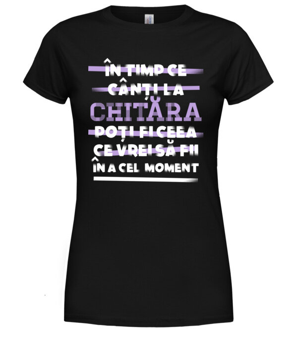  model  pe tricou