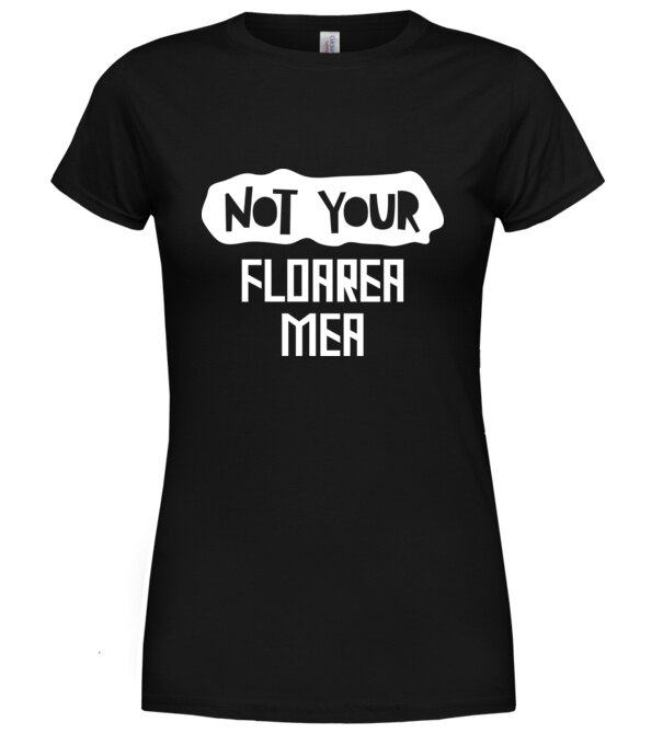  model  pe tricou