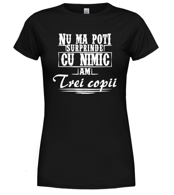  model  pe tricou