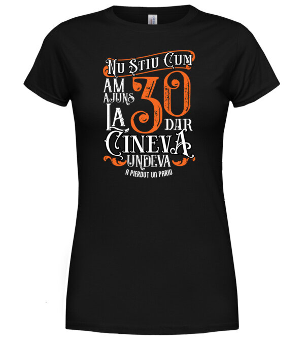  model  pe tricou
