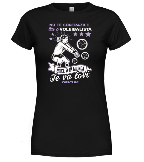  model  pe tricou
