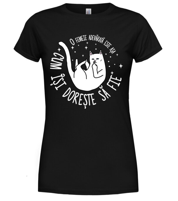  model  pe tricou