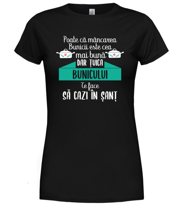 model  pe tricou