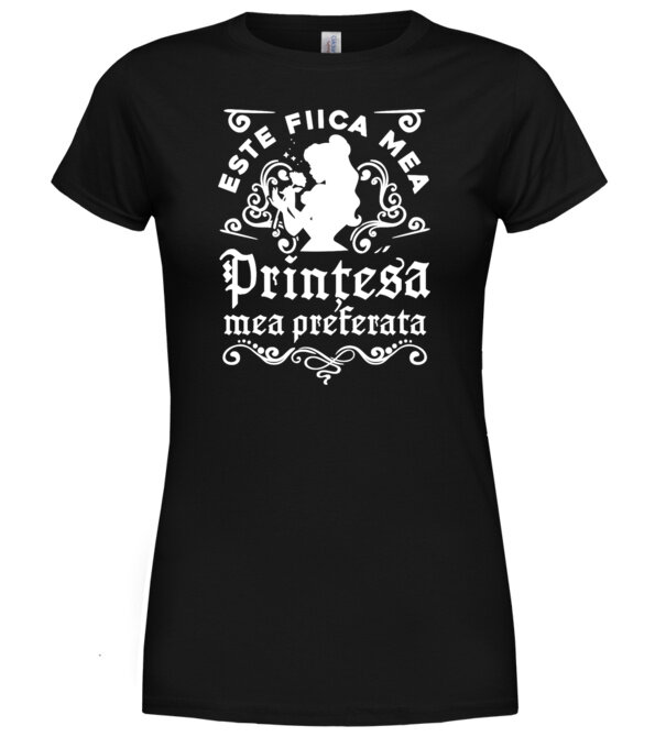  model  pe tricou