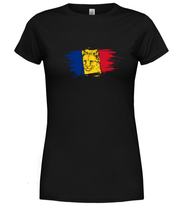  model  pe tricou