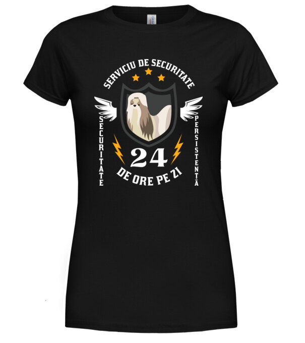  model  pe tricou
