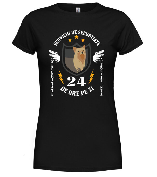  model  pe tricou