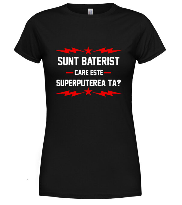  model  pe tricou