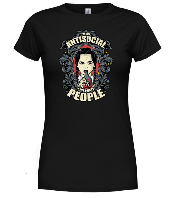 model  pe tricou