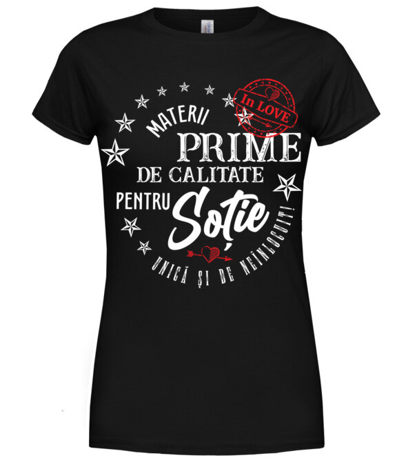  model  pe tricou
