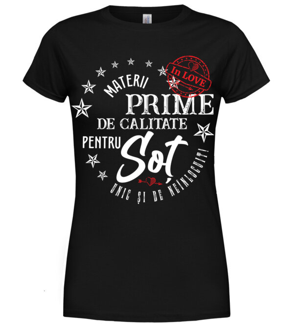  model  pe tricou