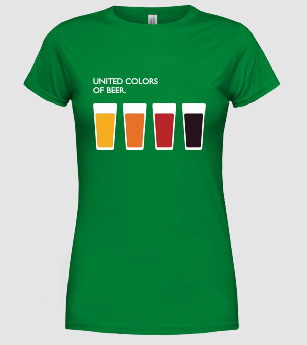 United Colors model verde pe tricou