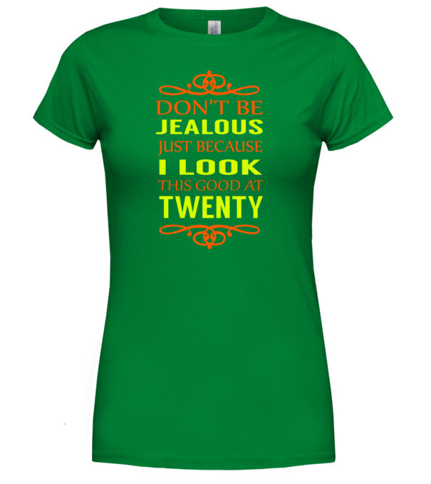  model  pe tricou