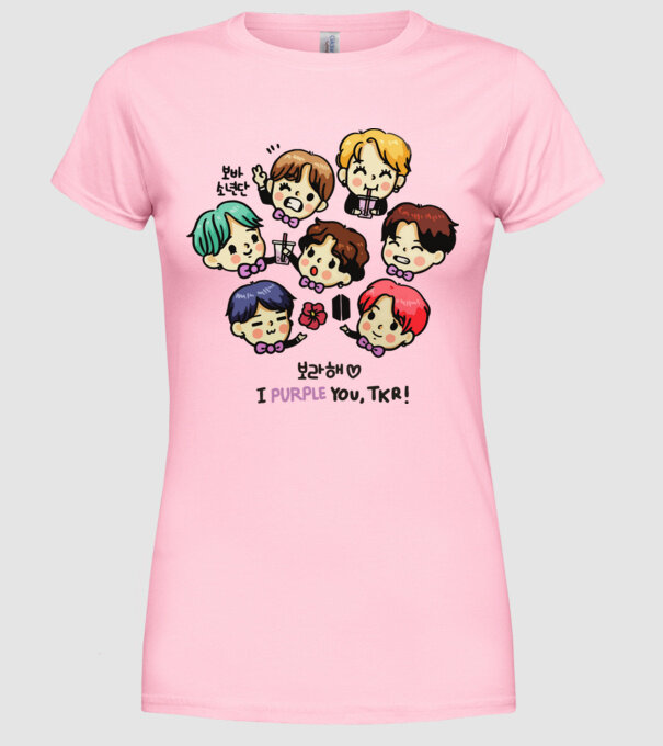 BTS chibi model roz deschis pe tricou