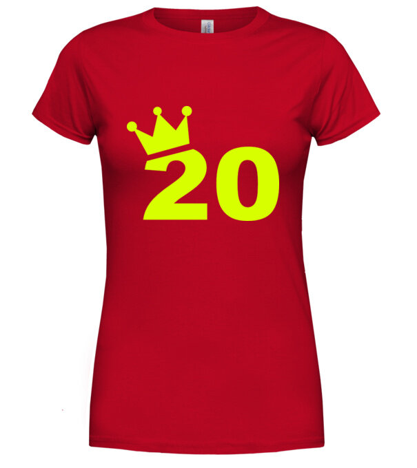  model  pe tricou