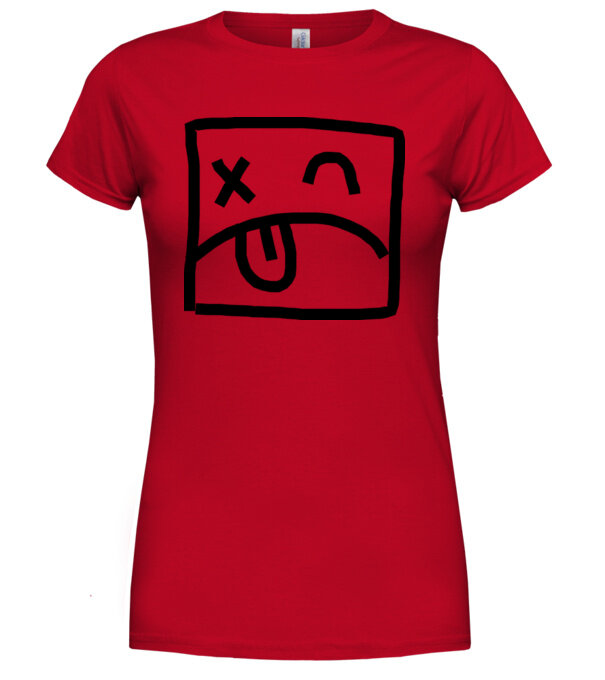  model  pe tricou