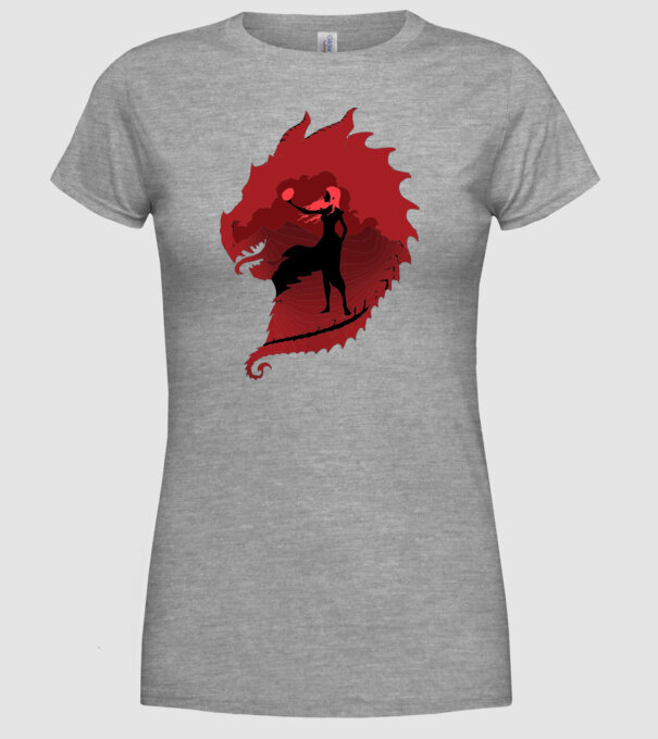 The Dragon model gri pe tricou