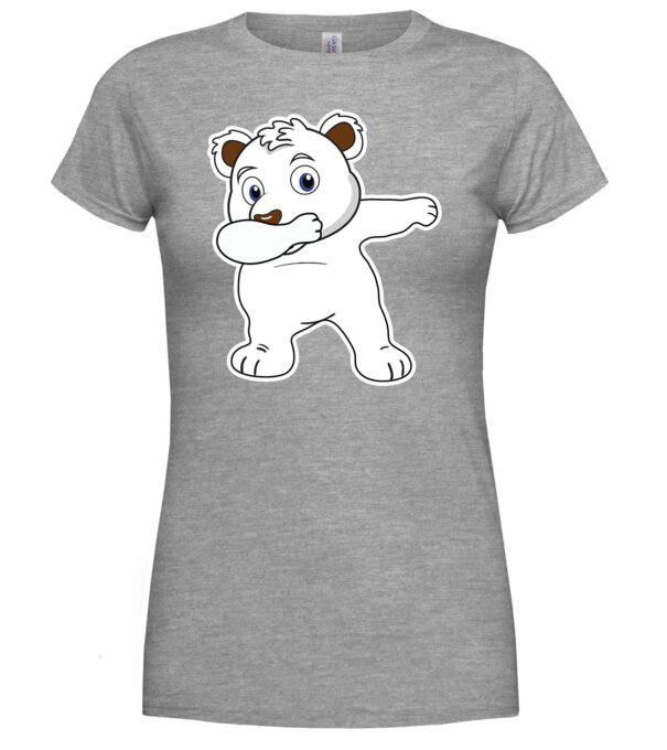  model  pe tricou