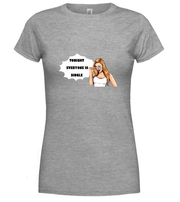  model  pe tricou