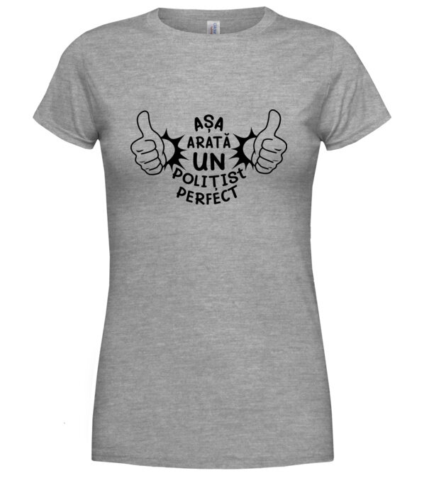  model  pe tricou