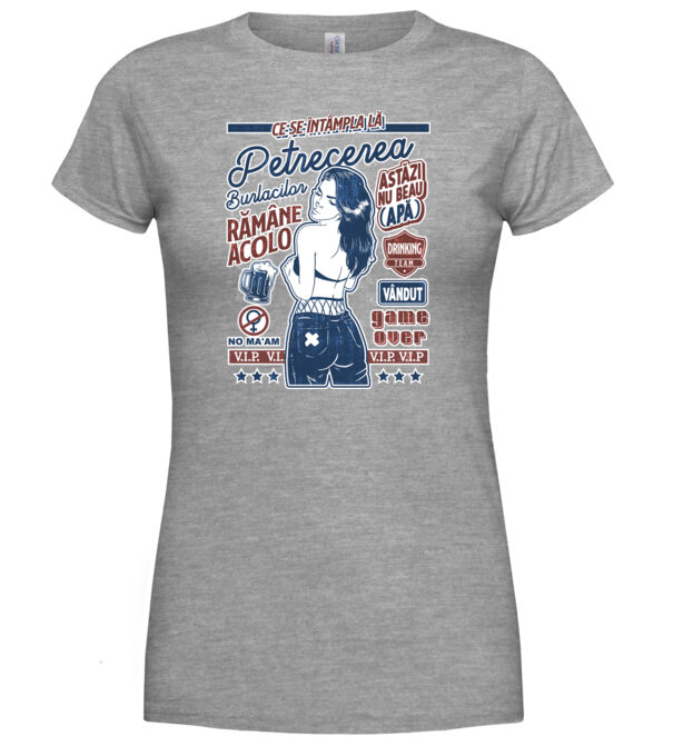  model  pe tricou