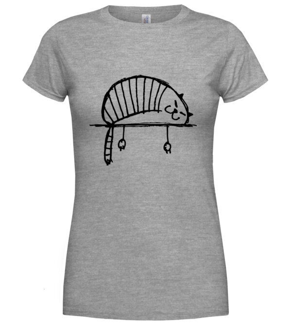  model  pe tricou