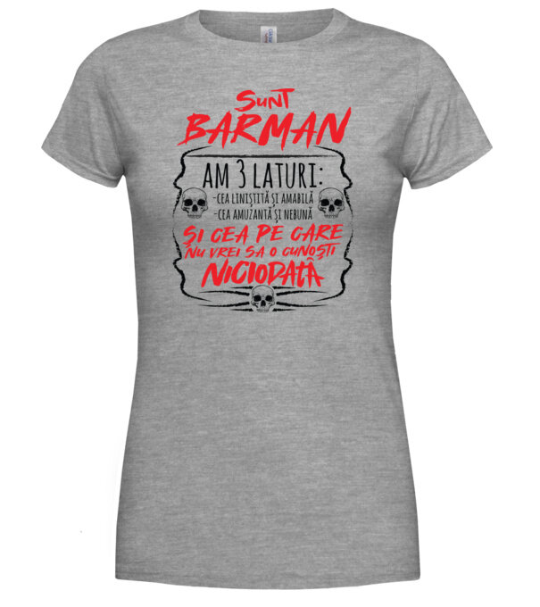  model  pe tricou