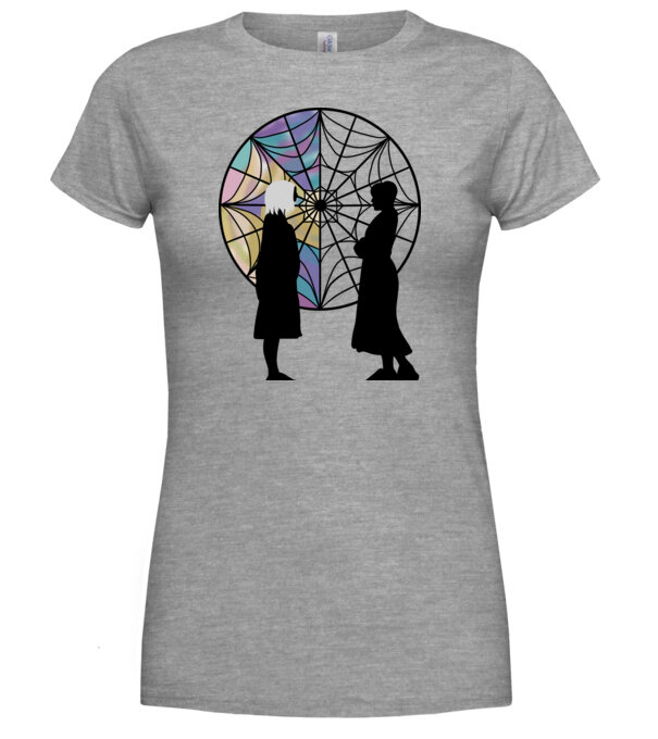  model  pe tricou
