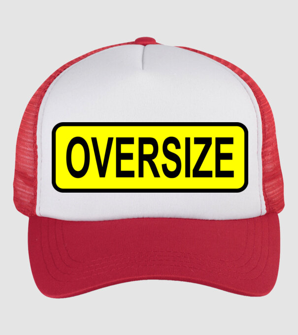Oversize model alb/roșu pe tricou