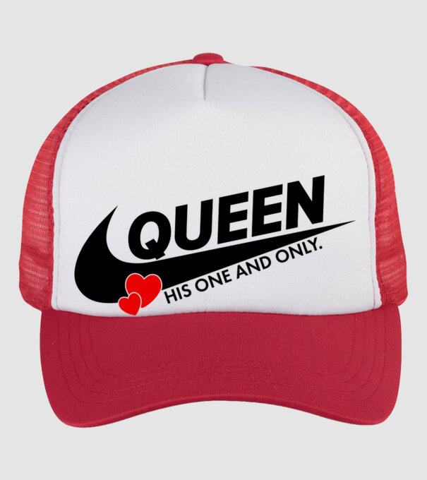 Queen model alb/roșu pe tricou