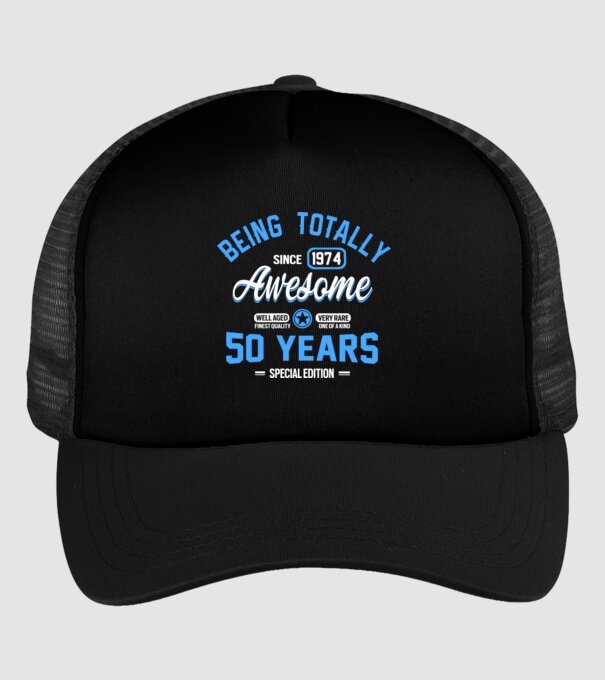 Being totally awesome 50 model negru pe tricou