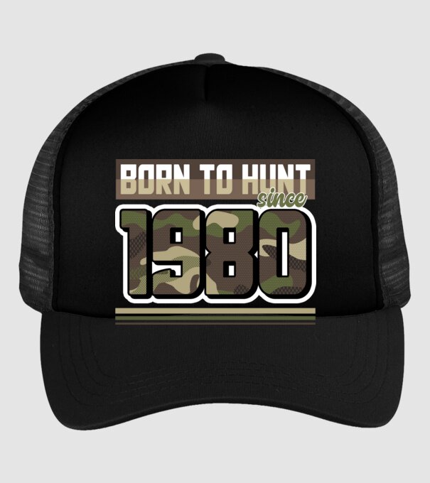 Born to hunt since 1980 model negru pe tricou