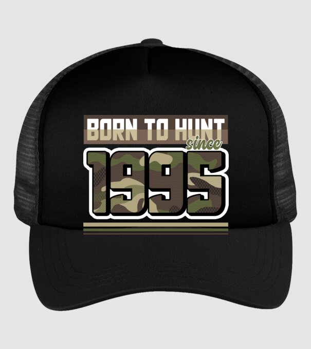 Born to hunt since 1995 model negru pe tricou