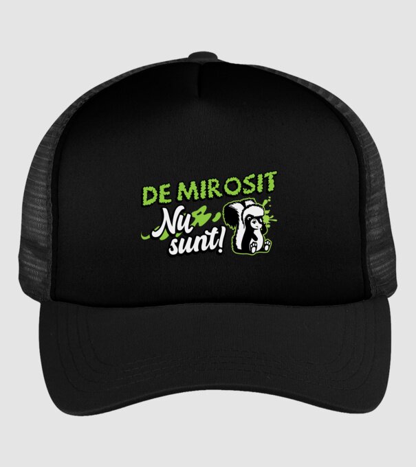 De mirosit nu sunt model negru pe tricou