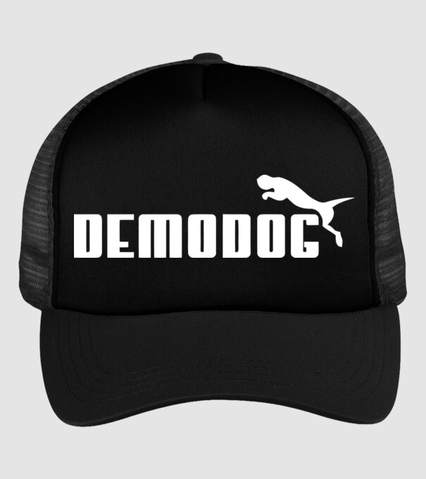 demodog logo model negru pe tricou
