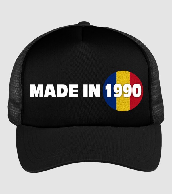 Made in 1990 model negru pe tricou