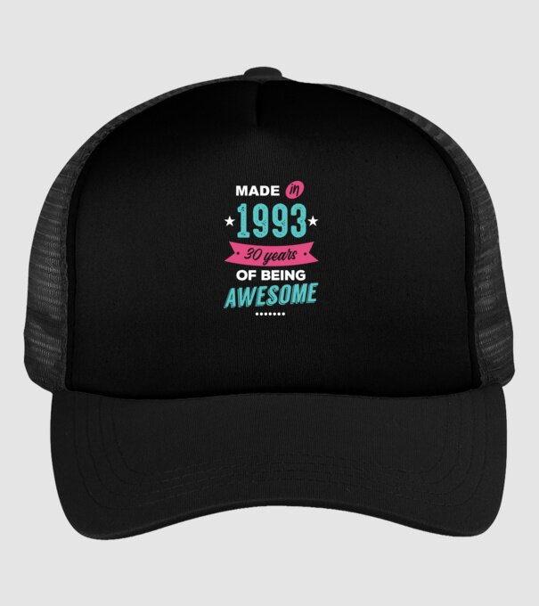 Made in 1993 model negru pe tricou