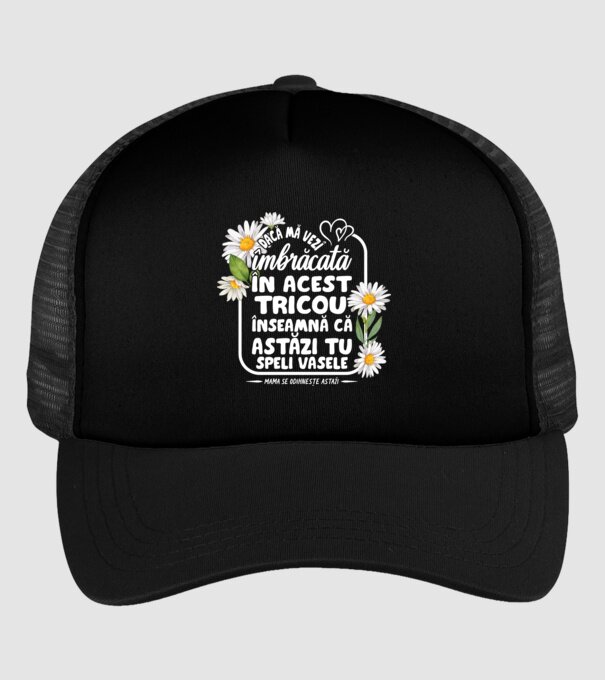 Dacă o vezi îmbrăcată în acest tricou, înseamnă că astăzi tu speli vasele. Mama se odihnește astăzi. model negru pe tricou