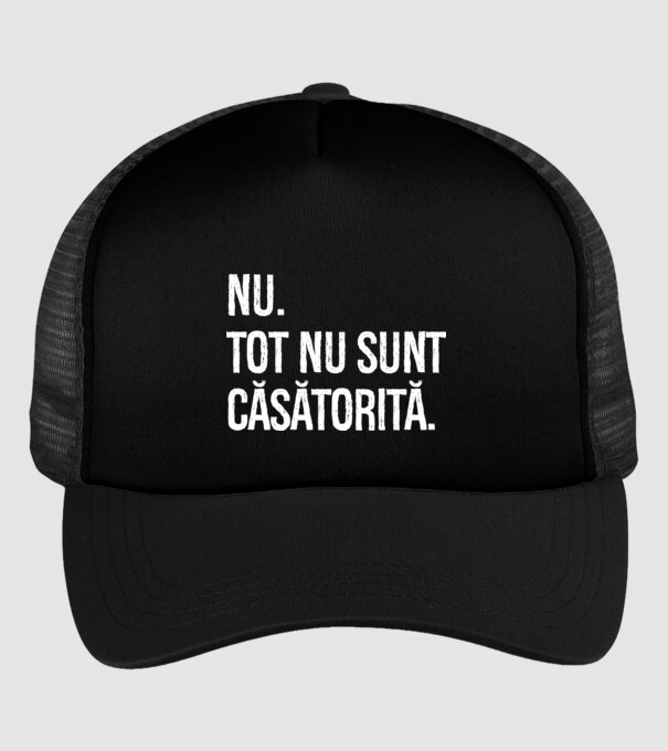 nu. tot nu sunt căsătorită. model negru pe tricou
