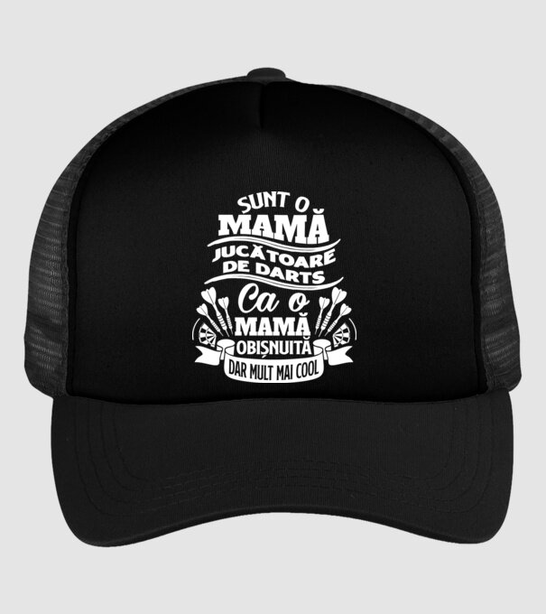 Sunt o mamă jucătoare de darts, ca o mamă obișnuită, dar mult mai cool model negru pe tricou