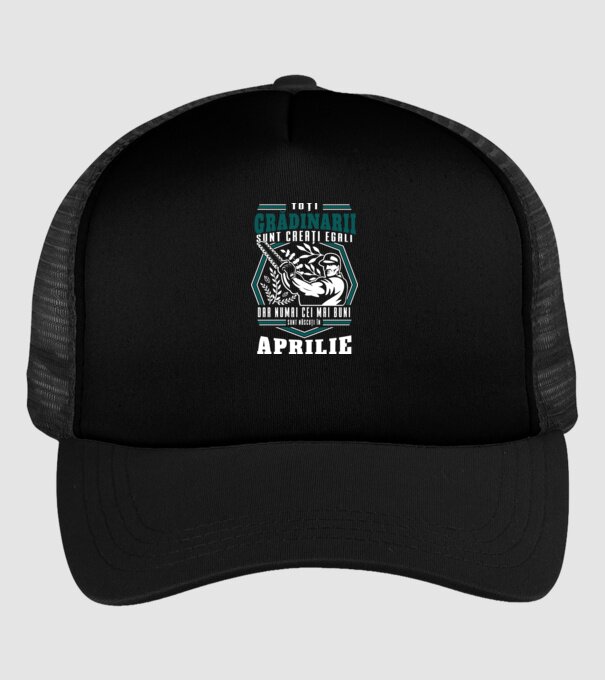 Toți grădinarii sunt creați egali, dar numai cei mai buni sunt născuți în aprilie. model negru pe tricou