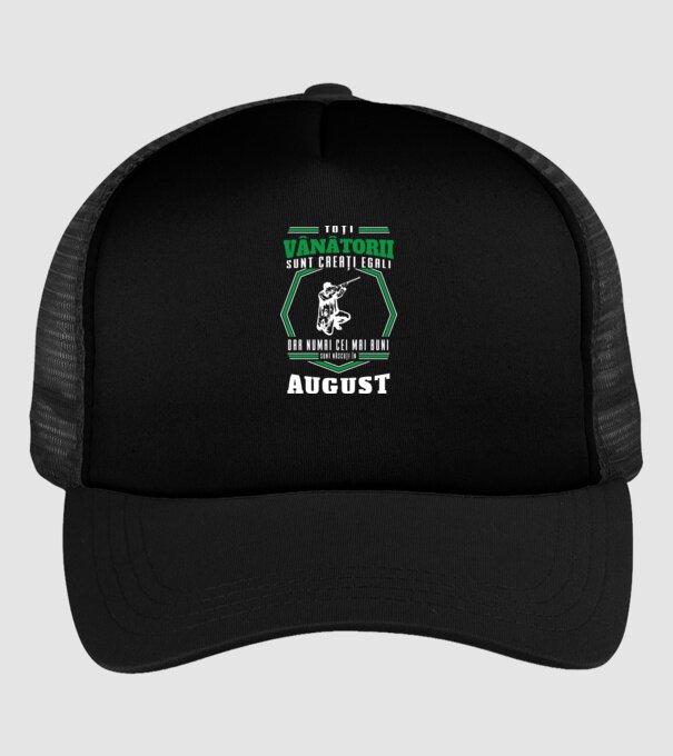 Toți vânătorii sunt creați egali, dar numai cei mai buni sunt născuți în august model negru pe tricou