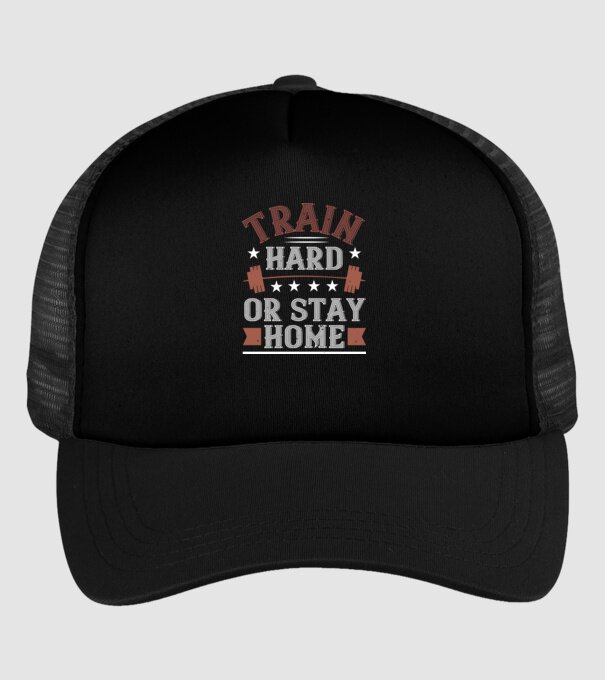 Train Hard model negru pe tricou